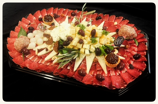 Dalmatina plata L veličina za 16-18 osoba